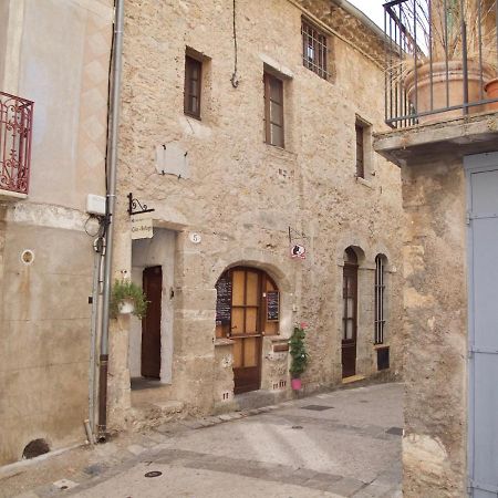 Gite Du Caf De Montpellier Saint-Guilhem-le-Desert Eksteriør bilde